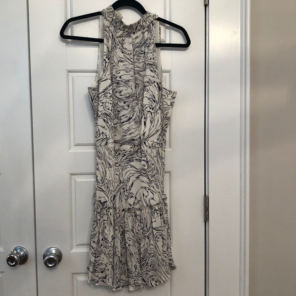 Elizabeth and James size 4 dress